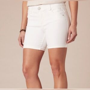 Democracy "Ab"solution Short Slimming White Shorts Size 16 Women